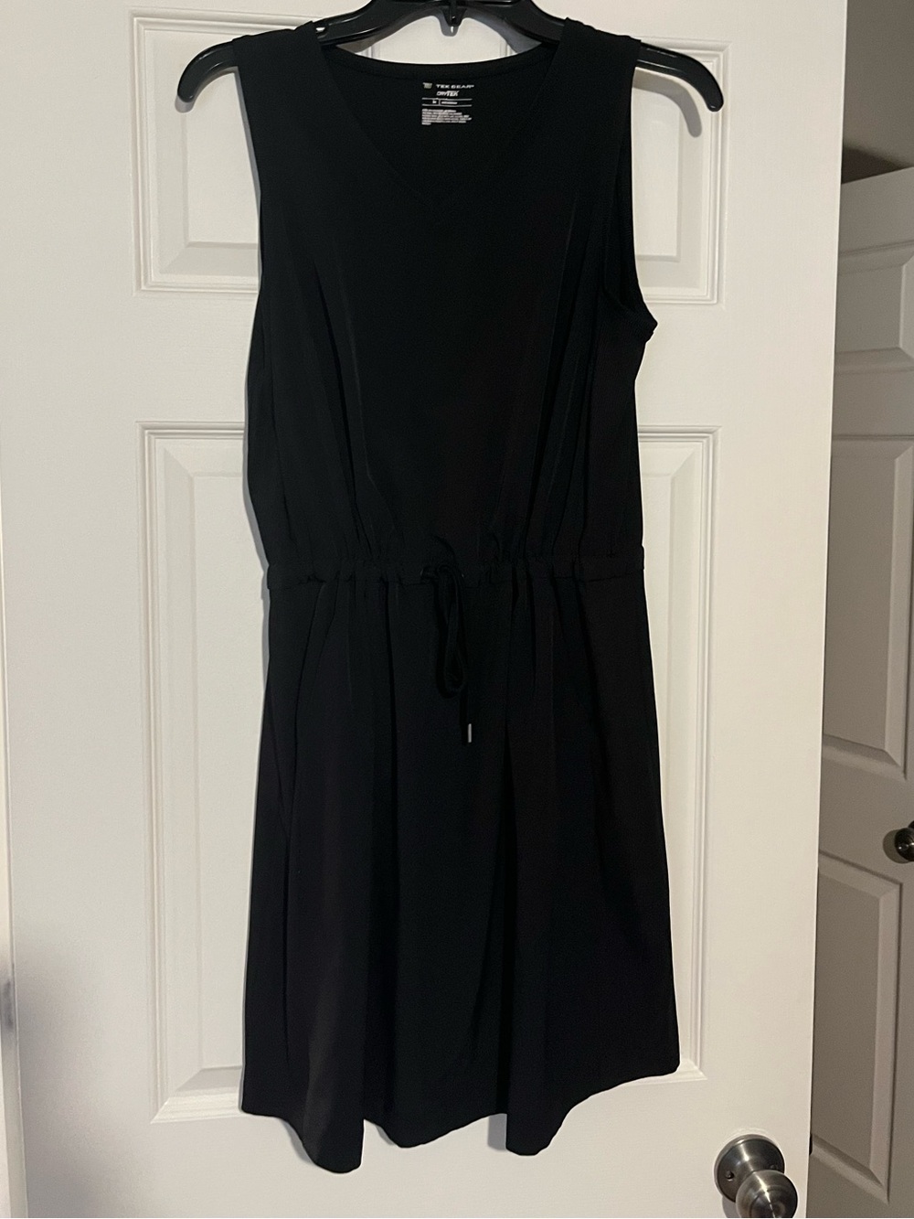 tek gear Black Sleeveless Drawstring Waist Mini Dress with pockets